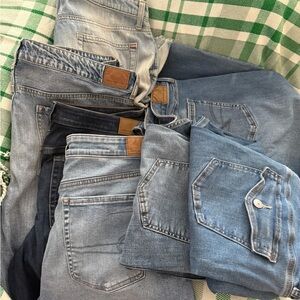 American Eagle Outfitters Women's LOT of jeans and shorts.